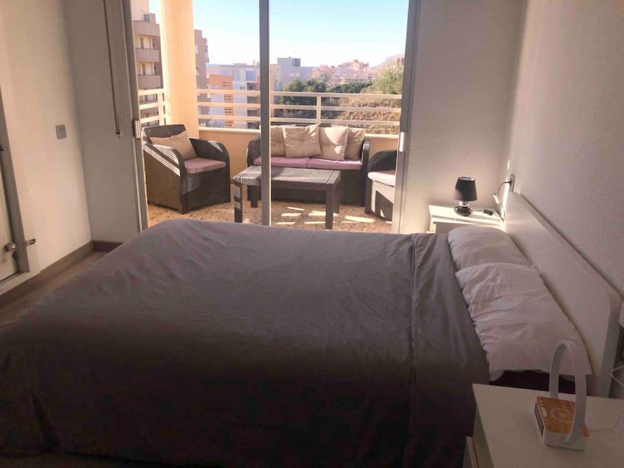 70 Sqm Apartment With Seaview In Arenales Del Sol. Eksteriør bilde