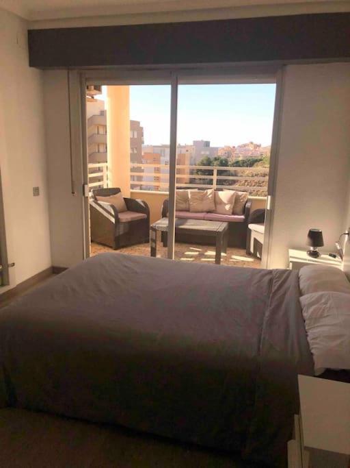 70 Sqm Apartment With Seaview In Arenales Del Sol. Eksteriør bilde